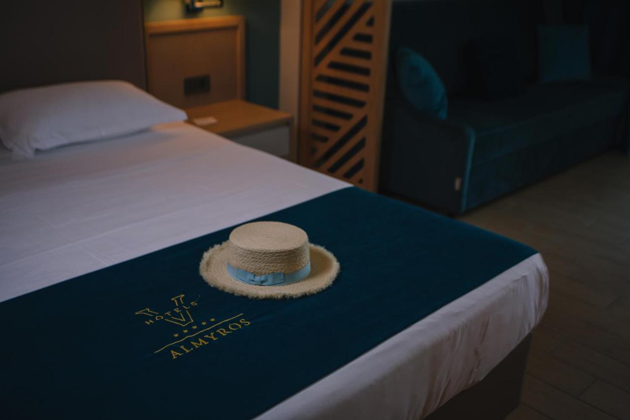 Almyros Beach Альмирос-Бич Экстерьер фото A bed runner