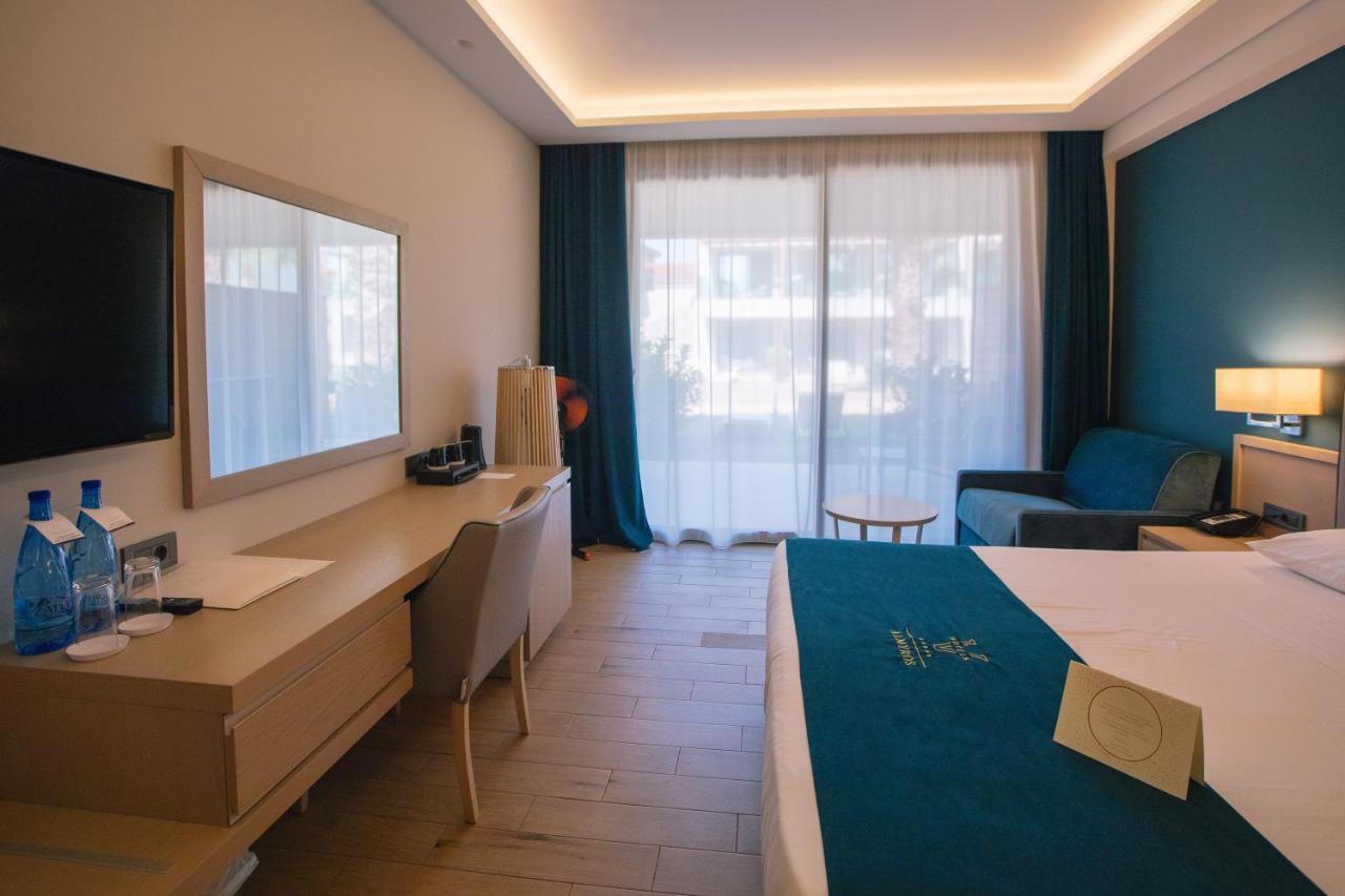 Almyros Beach Альмирос-Бич Экстерьер фото A room at the hotel