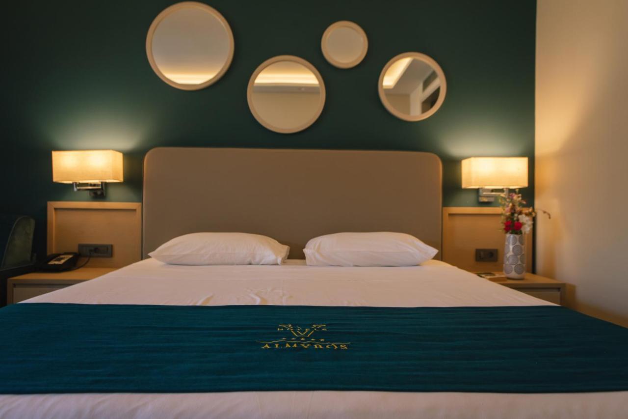 Almyros Beach Альмирос-Бич Экстерьер фото A bedroom at the hotel