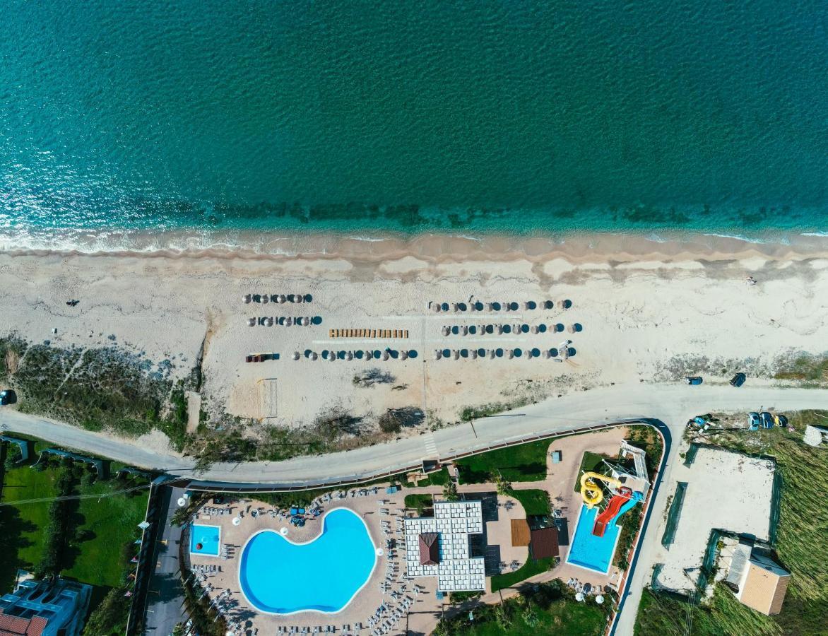 Almyros Beach Альмирос-Бич Экстерьер фото Aerial view of the beach